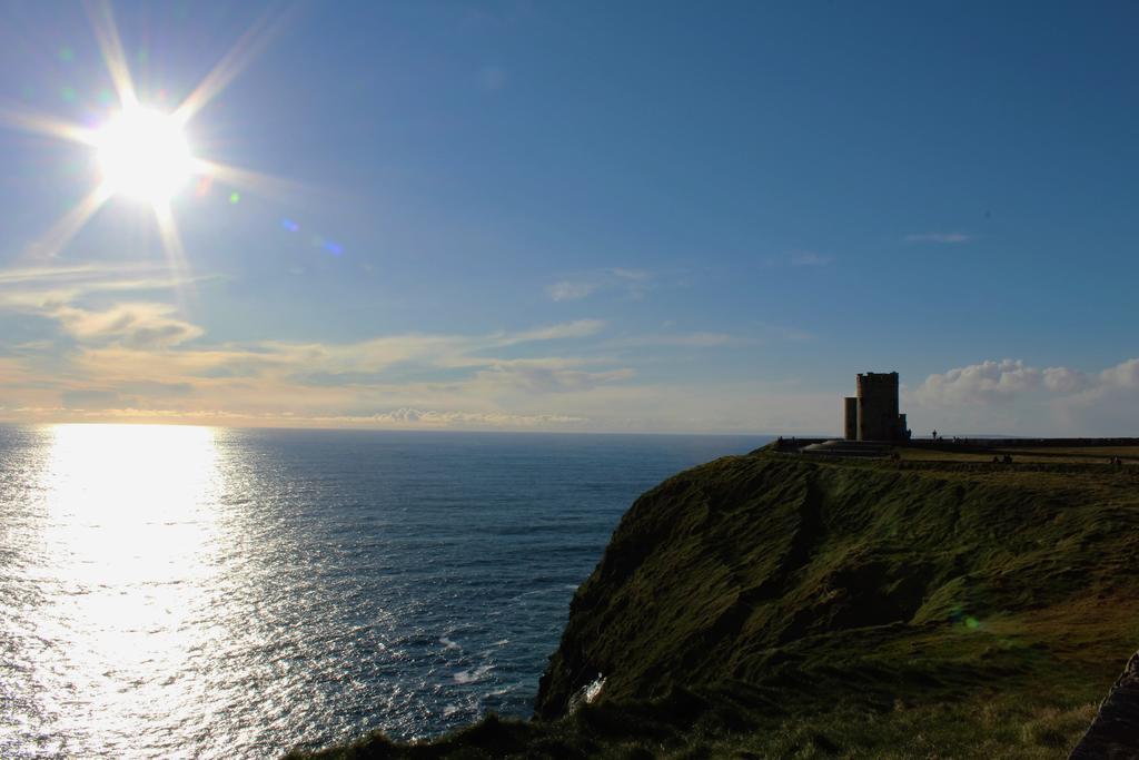 O'Learys Lodge Doolin Esterno foto