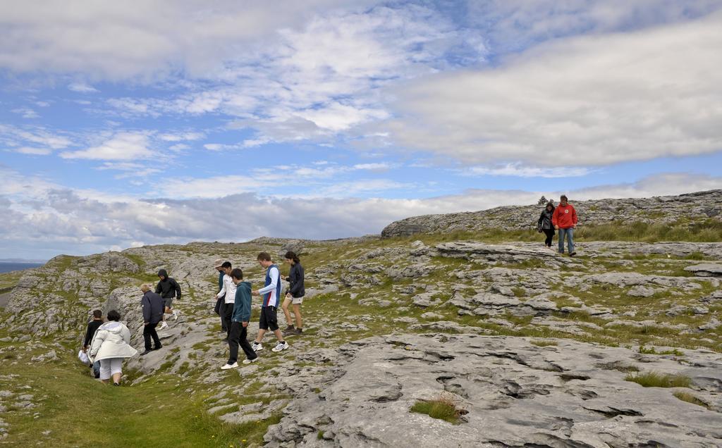 O'Learys Lodge Doolin Esterno foto